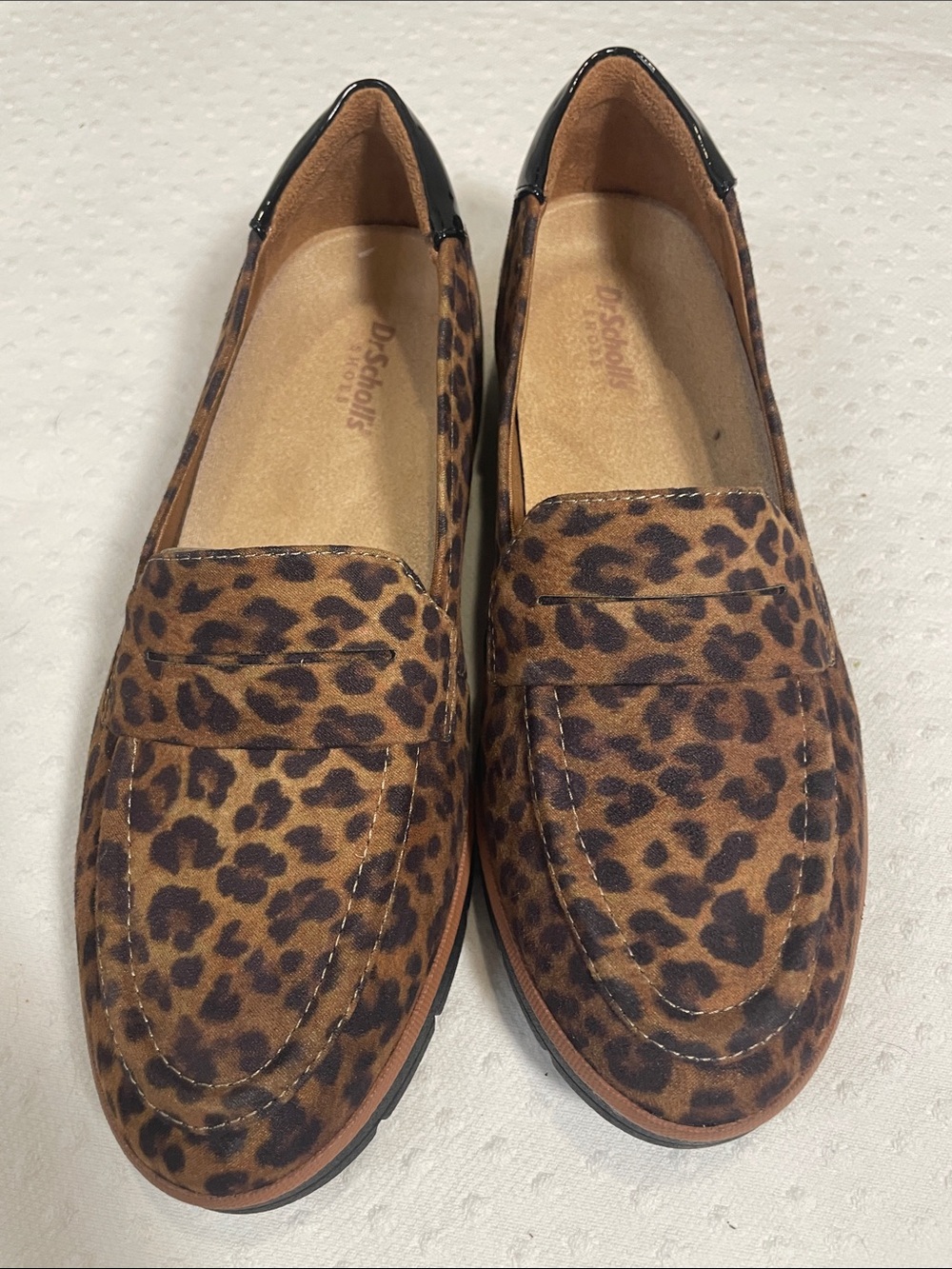 Dr Scholl’s Leopard Print Slip-On loafer lite penny loafer patent detail W7 NWOT